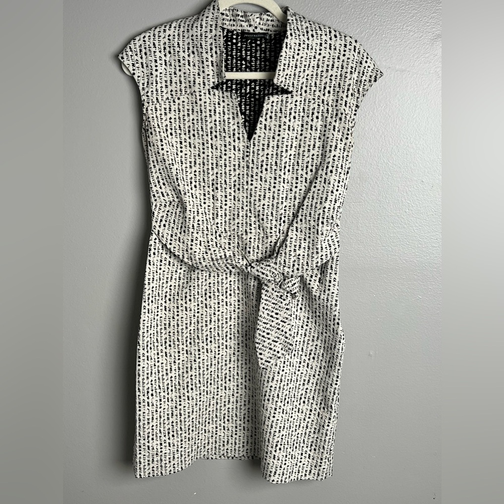 Josie Natori Beautiful Women Dress- 8‎